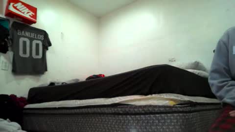 Snapshot of sleazyycarlit chatting on 12-14-25, 07:36 Sleazyycarlitx online show from 12-14-25, 07:36