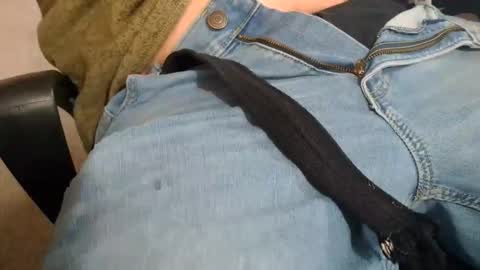 Snapshot of sleek0120 chatting on 02-26-26, 02:27 sleek0120 online show from 02-26-26, 02:27