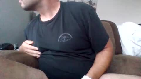 Snapshot of sleeplikeevil88 chatting on 09-16-25, 02:40 sleeplikeevil88 online show from 09-16-25, 02:40