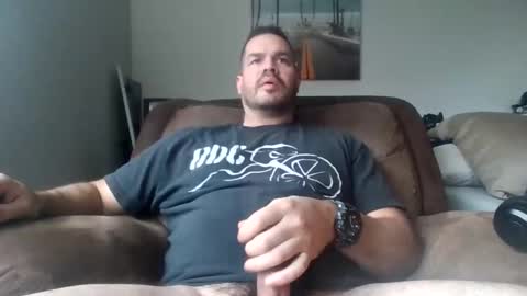 Snapshot of sleeplikeevil88 chatting on 03-28-26, 04:28 sleeplikeevil88 online show from 03-28-26, 04:28