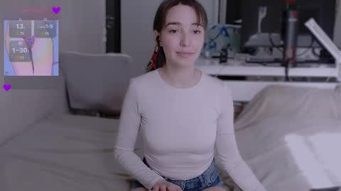 sleepy_ash_ online show from 05-09-26, 01:49