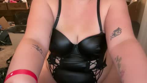 sleepyangel222 online show from 10-19-25, 07:09