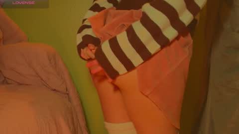 Snapshot of sleepylibertine chatting on 11-25-25, 09:48 SleepyLibertine online show from 11-25-25, 09:48