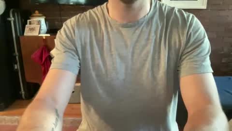 slickandeasy39 online show from 12-17-24, 08:21