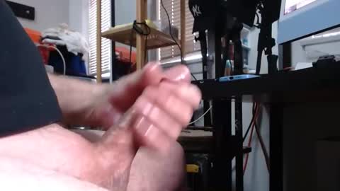 sliderguy699 online show from 02-04-25, 10:13