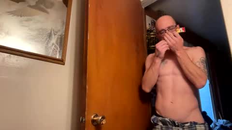 Snapshot of slim315488 chatting on 12-07-24, 01:51 slim315488 online show from 12-07-24, 01:51