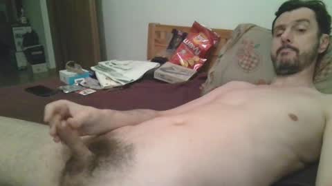 Snapshot of slim38 chatting on 03-10-26, 04:06 Alin online show from 03-10-26, 04:06