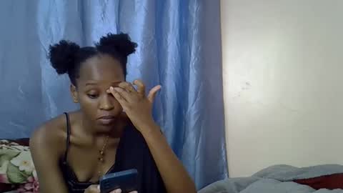 Snapshot of slim_alicia chatting on 11-04-25, 06:40 Alicia online show from 11-04-25, 06:40