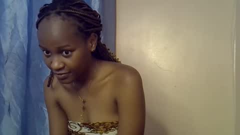 Snapshot of slim_alicia chatting on 11-29-25, 10:24 Alicia online show from 11-29-25, 10:24