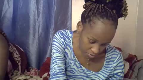 Snapshot of slim_alicia chatting on 12-14-25, 07:51 Alicia online show from 12-14-25, 07:51