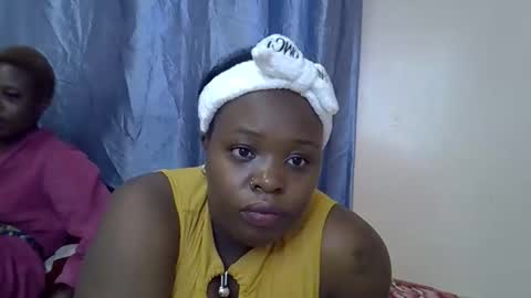 Snapshot of slim_alicia chatting on 12-16-25, 06:24 Alicia online show from 12-16-25, 06:24