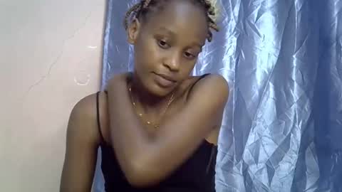 Snapshot of slim_alicia chatting on 02-26-26, 08:52 Alicia online show from 02-26-26, 08:52