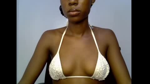 Snapshot of slim_candy12 chatting on 06-04-26, 07:42 Lily online show from 06-04-26, 07:42