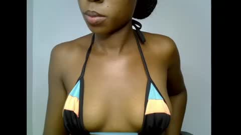 Snapshot of slim_candy12 chatting on 06-14-26, 07:49 Lily online show from 06-14-26, 07:49