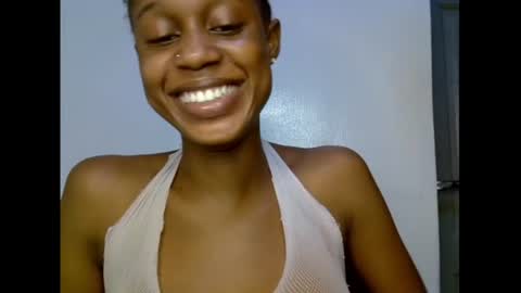 Snapshot of slim_candy12 chatting on 07-23-26, 08:40 Lily online show from 07-23-26, 08:40