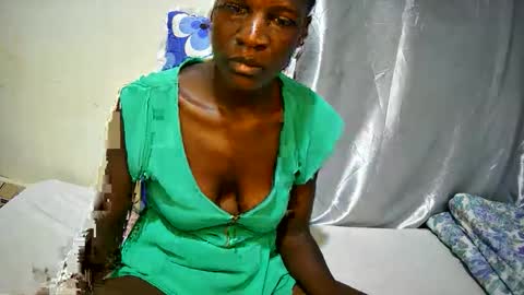 Snapshot of slim_cate chatting on 12-05-25, 09:29 slim_cate online show from 12-05-25, 09:29