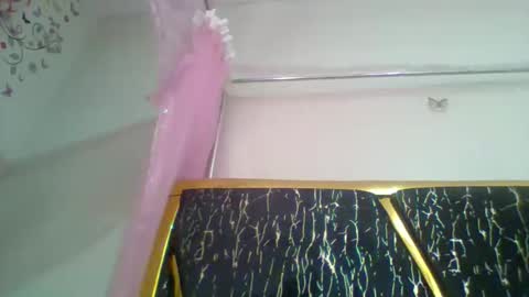 Anna online show from 11-17-25, 02:01