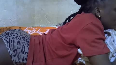 slim_girl3 online show from 10-08-25, 07:00