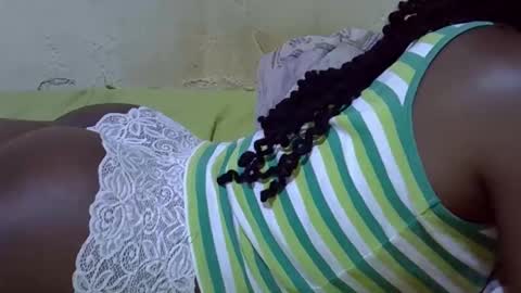 slim_girl3 online show from 02-12-26, 07:31