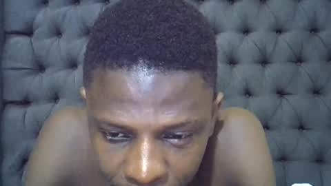 Snapshot of slim_long01 chatting on 06-08-26, 04:51 slim long01 online show from 06-08-26, 04:51