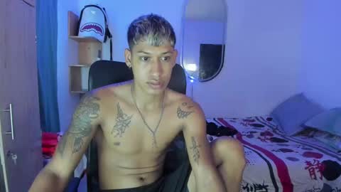 Snapshot of slim_master12 chatting on 02-19-25, 05:27 slim_master12 online show from 02-19-25, 05:27