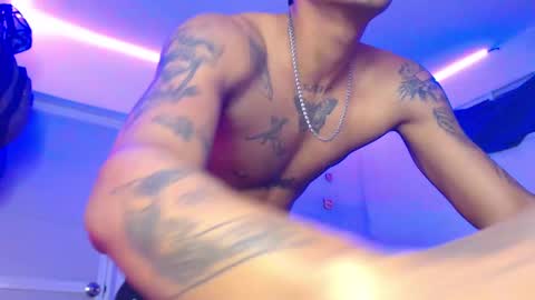 Snapshot of slim_master12 chatting on 02-28-25, 12:10 slim_master12 online show from 02-28-25, 12:10