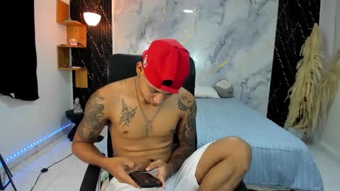 slim_master12 online show from 04-27-26, 11:25