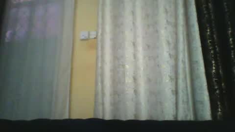 Snapshot of slim_petite_ebony chatting on 03-25-26, 08:09 slim_petite_ebony online show from 03-25-26, 08:09