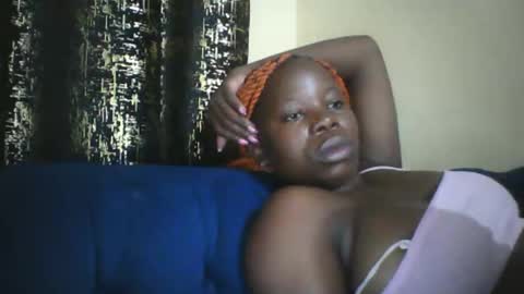 Snapshot of slim_petite_ebony chatting on 05-23-26, 11:31 slim_petite_ebony online show from 05-23-26, 11:31