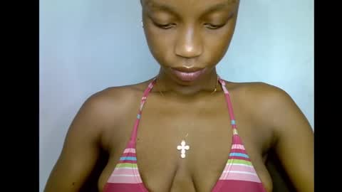 Snapshot of slim_petitqueen chatting on 01-09-26, 09:45 Alice online show from 01-09-26, 09:45