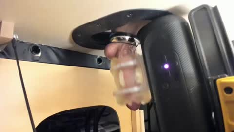 Slimguerrilla online show from 04-25-26, 06:05