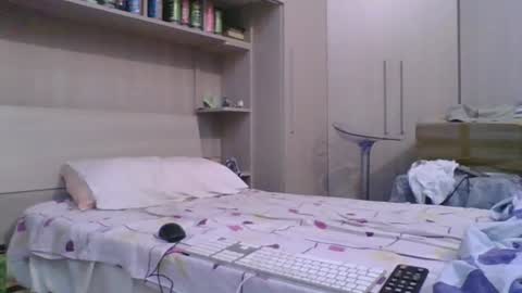SlimTeaser089 online show from 06-12-26, 04:17