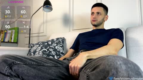 Snapshot of slimvers chatting on 01-08-25, 06:52 Art  online show from 01-08-25, 06:52