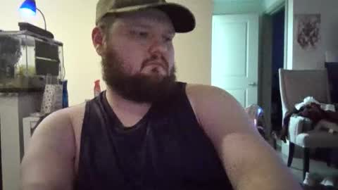 Snapshot of slipinside3 chatting on 12-16-25, 05:12 Matt online show from 12-16-25, 05:12