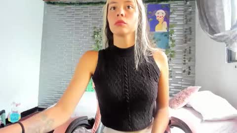 slone03 online show from 10-20-25, 07:03