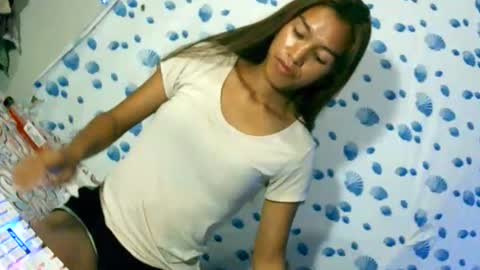 Snapshot of slut_goddessqueen69 chatting on 10-18-25, 10:38 slut_goddessqueen69 online show from 10-18-25, 10:38