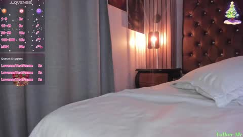 Snapshot of slut_milf4u chatting on 12-29-24, 10:56 Paola  online show from 12-29-24, 10:56