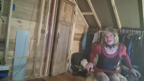 slutjennifertransxx online show from 02-13-26, 04:19