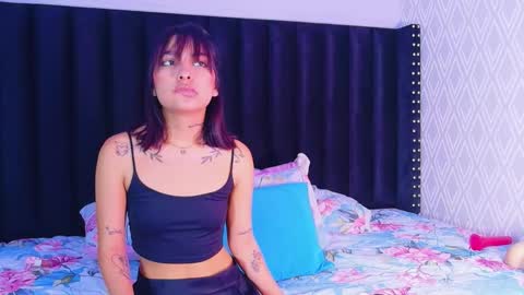 Snapshot of slutlittlecamila chatting on 03-14-26, 01:01 CAMILA online show from 03-14-26, 01:01