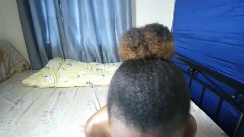 Snapshot of slutty_baddie chatting on 09-12-25, 07:19 slutty_baddie online show from 09-12-25, 07:19