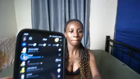 Snapshot of slutty_baddie chatting on 10-16-25, 07:59 slutty_baddie online show from 10-16-25, 07:59
