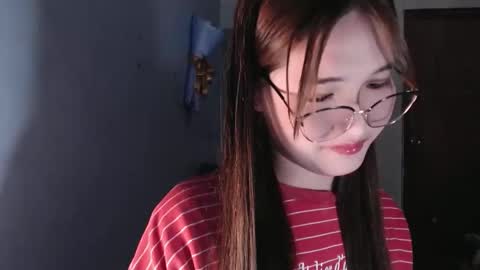 Snapshot of slutty_hannaxx chatting on 05-11-26, 03:56 slutty_hannaxx online show from 05-11-26, 03:56