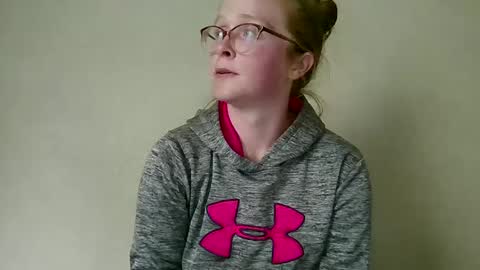 Slutty redhead3 online show from 09-21-25, 04:30