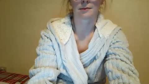 Slutty redhead3 online show from 12-16-25, 01:10