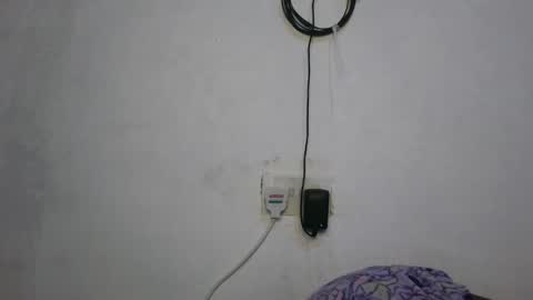 Snapshot of slutty_shan chatting on 10-23-25, 04:34 slutty_shan online show from 10-23-25, 04:34