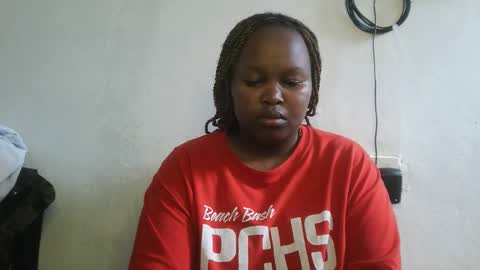 Snapshot of slutty_shan chatting on 10-28-25, 08:18 slutty_shan online show from 10-28-25, 08:18