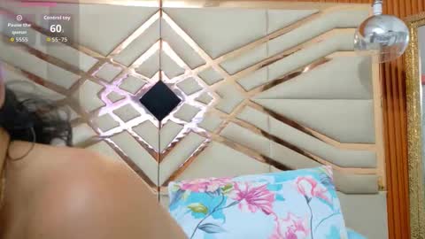 MARCELA online show from 12-22-25, 01:08