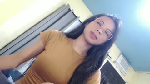 Snapshot of sluttychie chatting on 02-11-26, 03:33 CHIE CHIE online show from 02-11-26, 03:33