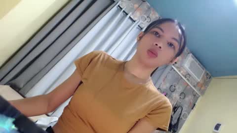 Snapshot of sluttychie chatting on 03-12-26, 12:50 CHIE CHIE online show from 03-12-26, 12:50