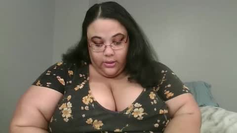Snapshot of sluttyjess31 chatting on 04-29-26, 02:10 Jessica online show from 04-29-26, 02:10